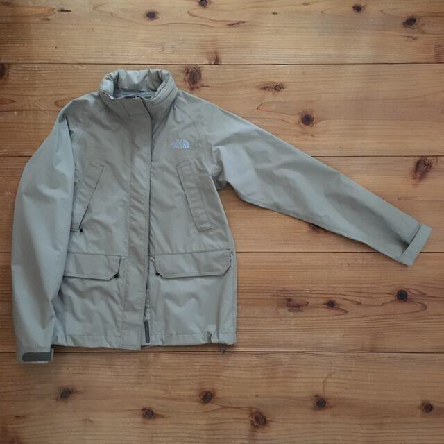 THE NORTH FACE(ザノースフェイス)の【USED Sサイズ】ノースフェイス ウインドブレーカー レディースのジャケット/アウター(ナイロンジャケット)の商品写真