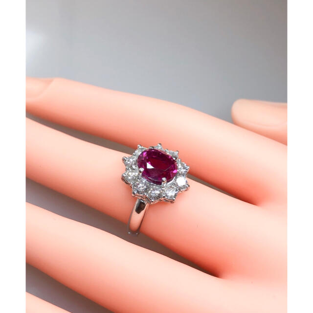 キラキラshop 大粒　ルビー　ほぼ4ct 豪華　ダイヤ　ギラギラ　リング　pt レディースのアクセサリー(リング(指輪))の商品写真