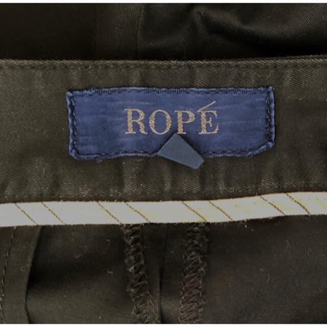 ROPE’(ロペ)のROPE‘ ロペ アンクルパンツ くるぶし丈 裾結び ブラック サイズ7 レディースのパンツ(カジュアルパンツ)の商品写真