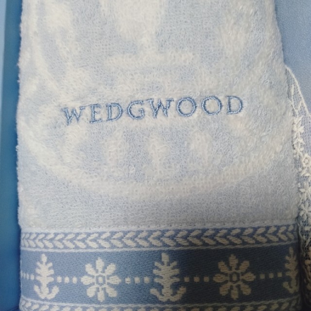 WEDGWOOD(ウェッジウッド)のH 70　ウェッジウッドハンカチ レディースのファッション小物(ハンカチ)の商品写真