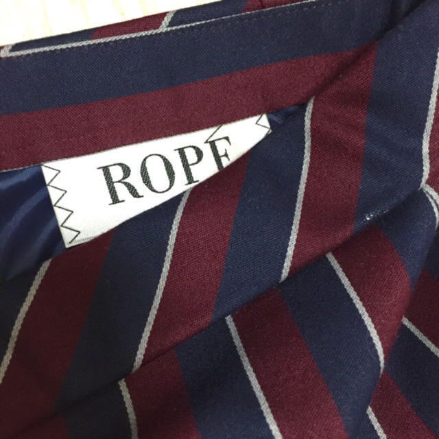 ROPE’(ロペ)のkishida様 ROPEスカート＋ジャケット レディースのスカート(ひざ丈スカート)の商品写真