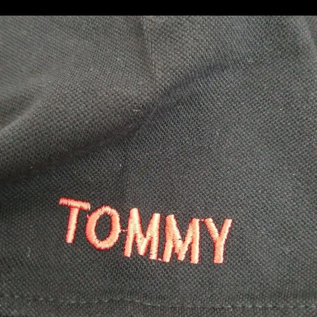 TOMMY HILFIGER(トミーヒルフィガー)のトミーヒルフィガー　ポロシャツ　ブラック　Mサイズ　#10 レディースのトップス(ポロシャツ)の商品写真