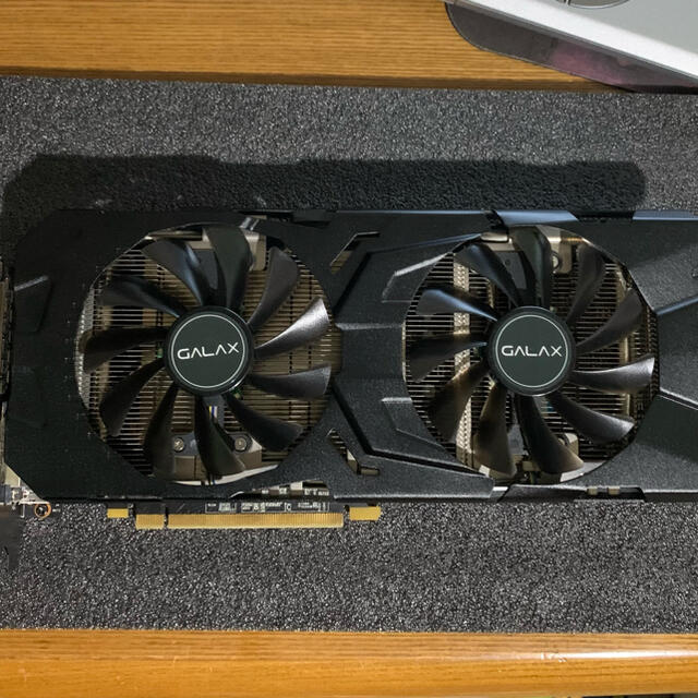 美品 GALAX GTX1070Ti GDDR5 8GB