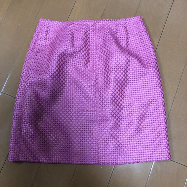 UNTITLED(アンタイトル)のアンタイトル スカート　ピンク レディースのスカート(ミニスカート)の商品写真