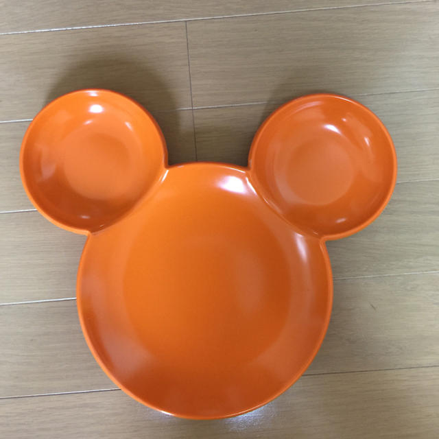 Disney(ディズニー)のミッキー型プレート インテリア/住まい/日用品のキッチン/食器(食器)の商品写真