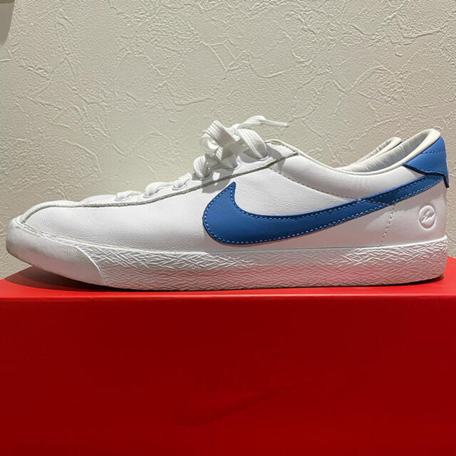 NIKE(ナイキ)のNIKE AIR ZOOM LAUNDERDALE FRAGMENT 28 メンズの靴/シューズ(スニーカー)の商品写真