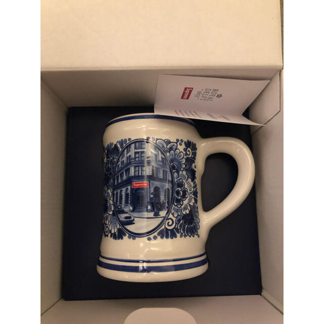 Supreme(シュプリーム)のRoyal Delft 190 Bowery Beer Mug インテリア/住まい/日用品のキッチン/食器(グラス/カップ)の商品写真