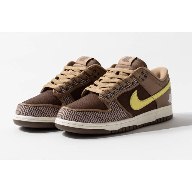 NIKE(ナイキ)の26.5cm UNDEFEATED × NIKE DUNK LOW SP メンズの靴/シューズ(スニーカー)の商品写真