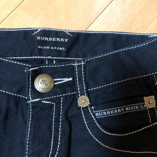 BURBERRY(バーバリー)のBURBERRY  七分丈パンツ レディースのパンツ(カジュアルパンツ)の商品写真