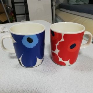 マリメッコ(marimekko)の最終値下げマリメッコ　マグカップ２個セット(グラス/カップ)