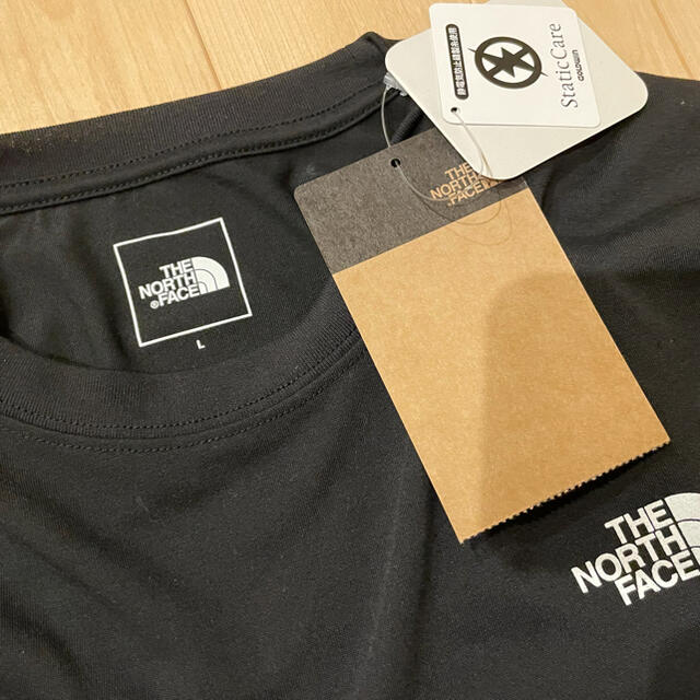 THE NORTH FACE(ザノースフェイス)の【新品】THE NORTH FACE Tシャツ　L メンズのトップス(Tシャツ/カットソー(半袖/袖なし))の商品写真