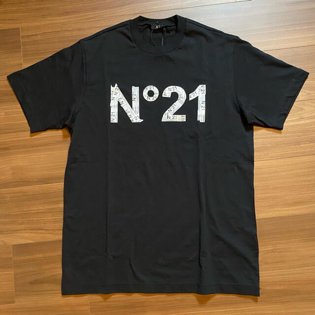 新品】N°21 ヌメロヴェントゥーノ ロゴ Tシャツ 16Y - Tシャツ(半袖/袖