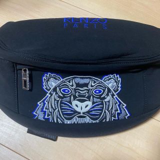 ケンゾー(KENZO)のKENZO ボディバッグ　(ボディーバッグ)