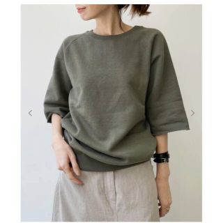 アパルトモンドゥーズィエムクラス(L'Appartement DEUXIEME CLASSE)のアパルトモン　LOOP WHEELER×LOWERCASE  カーキ(Tシャツ(長袖/七分))