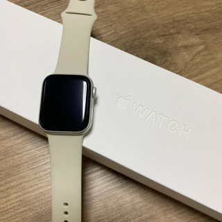 アップルウォッチ(Apple Watch)のApple w'atch Series4 40mm シルバー(腕時計(デジタル))