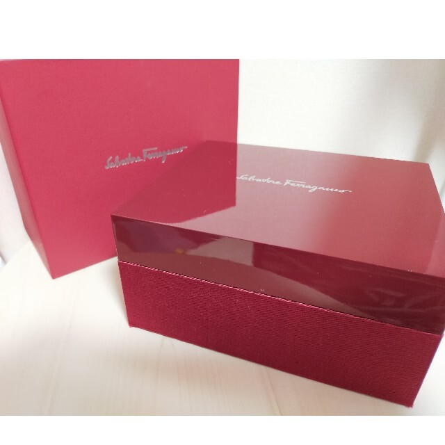 Ferragamo(フェラガモ)のフェラガモ 腕時計 レディースのファッション小物(腕時計)の商品写真