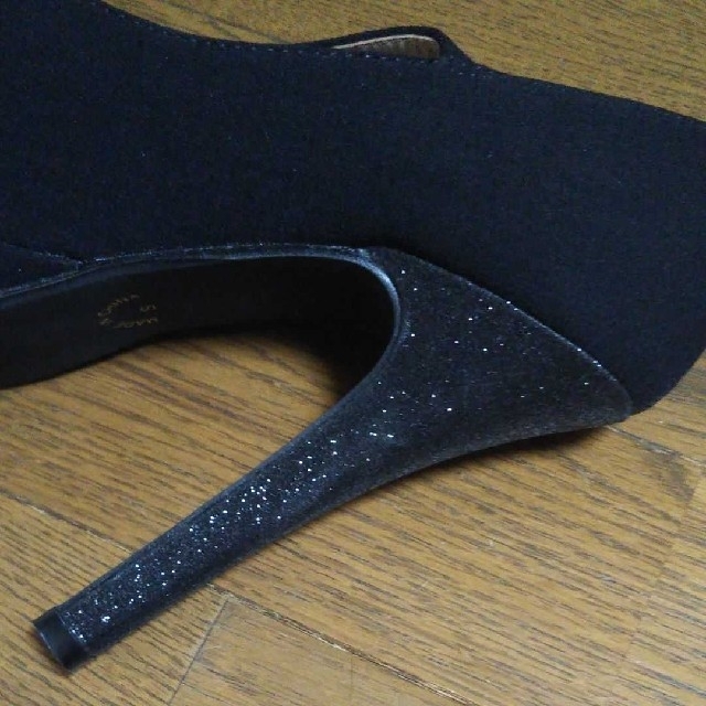 美脚ブラックパンプス レディースの靴/シューズ(ハイヒール/パンプス)の商品写真