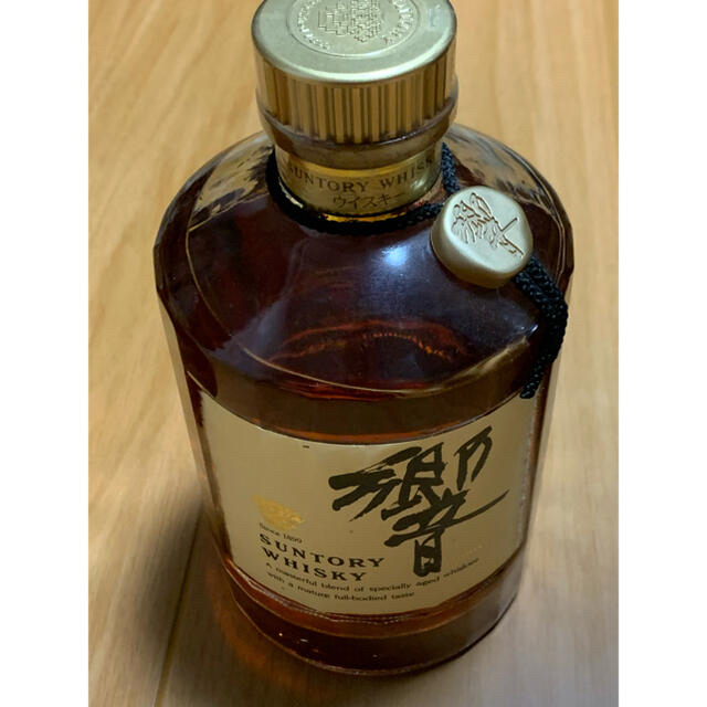 サントリー(サントリー)のSUNTORY  サントリー 響 750ml 裏ゴールドラベル　金キャップ   食品/飲料/酒の酒(ウイスキー)の商品写真