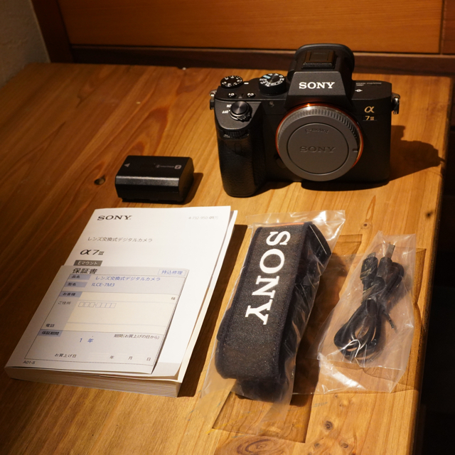 SONY(ソニー)のSONY α7Ⅲ ILCE-7M3 ショット数290 スマホ/家電/カメラのカメラ(ミラーレス一眼)の商品写真