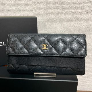 シャネル(CHANEL)の新品同様　CHANEL 二り折り長財布 マトラッセキャビアスキン  A50096(財布)