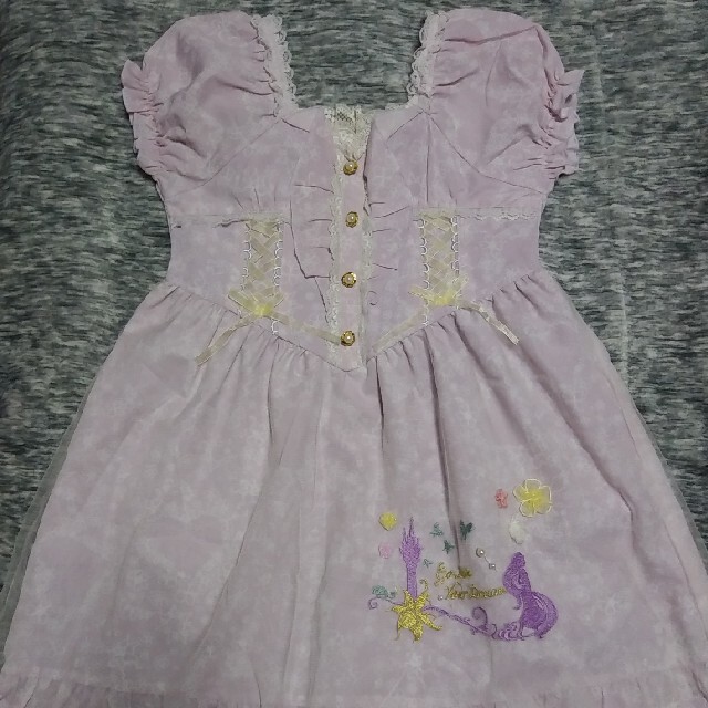 axes femme(アクシーズファム)のaxes femme KIDS Disney ラプンツェル ワンピース キッズ/ベビー/マタニティのキッズ服女の子用(90cm~)(ワンピース)の商品写真