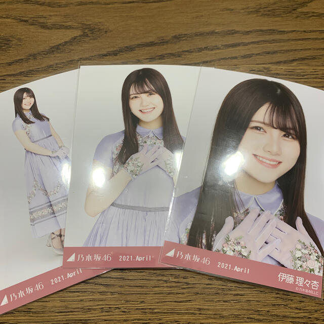68%以上節約 乃木坂46 伊藤理々杏 生写真 kead.al