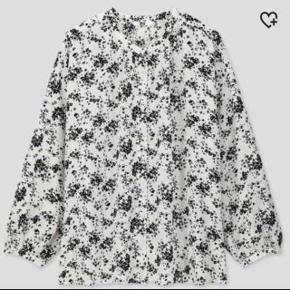 ユニクロ(UNIQLO)のユニクロ　花柄シャツ(シャツ/ブラウス(長袖/七分))