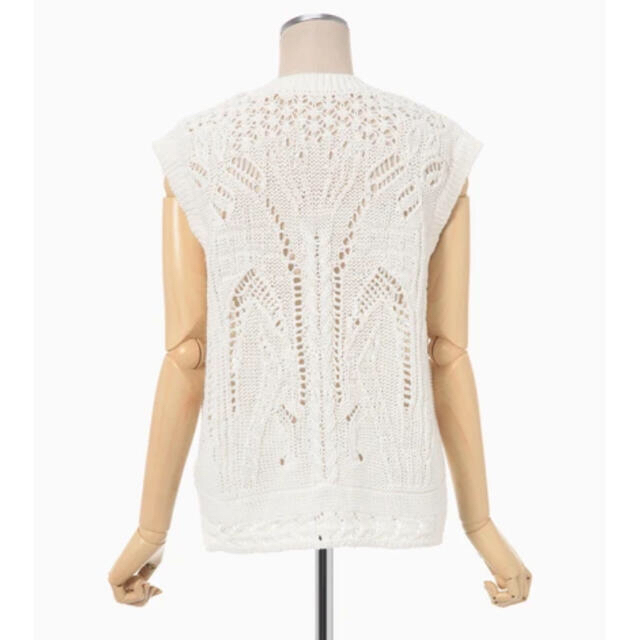 gigi様専用mame  Knitted V Neck Vest - white レディースのトップス(ベスト/ジレ)の商品写真