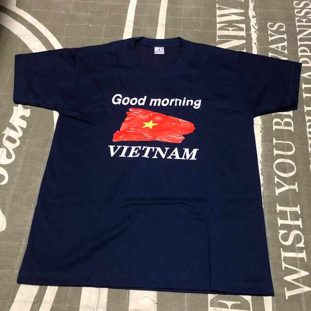 ベトナム　Ｔシャツ　新品 メンズのトップス(Tシャツ/カットソー(半袖/袖なし))の商品写真