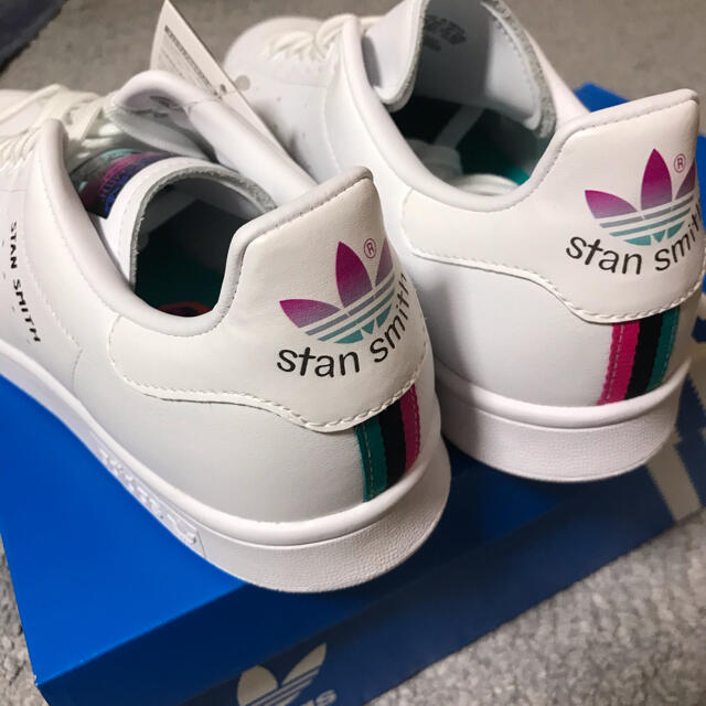 ついに再販開始!】 adidas 新品 adidas グラデーション 27.5cm FX3517 ...