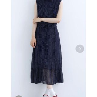 メルロー(merlot)のドット柄シアーフリルヘムワンピース(ロングワンピース/マキシワンピース)