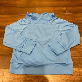 パタゴニア(patagonia)のパタゴニア　フーディー　6〜12M(Tシャツ/カットソー)