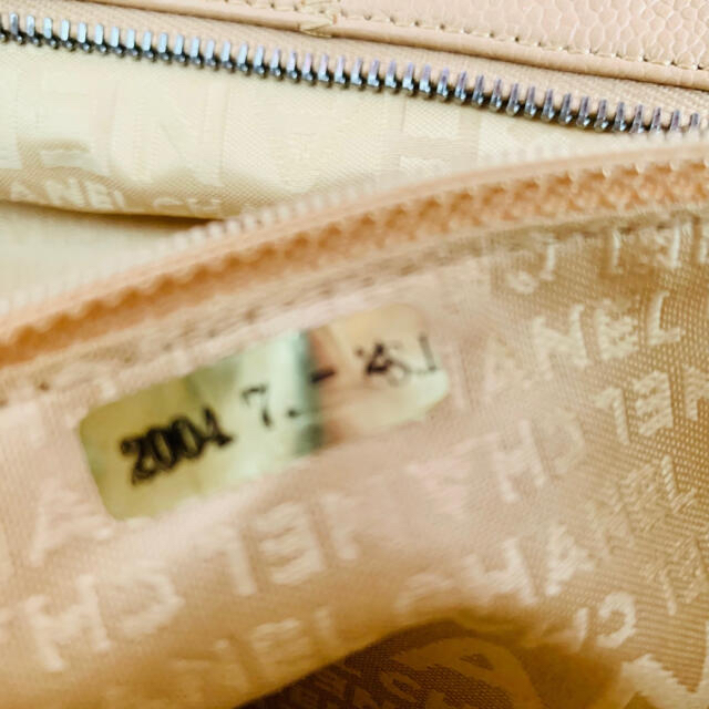 CHANEL(シャネル)の【専用】CHANEL ハンドバッグ　チョコバー キャビアスキン ベージュ レディースのバッグ(ハンドバッグ)の商品写真
