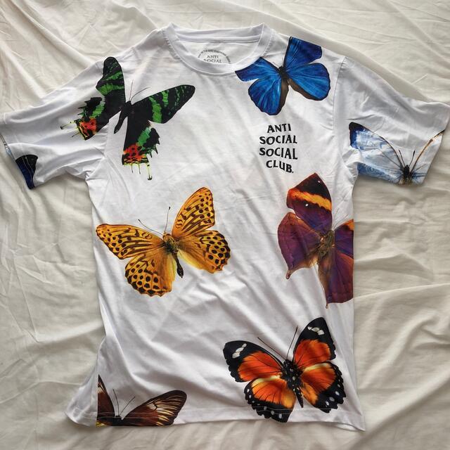 anti social social club butterfly Tシャツ