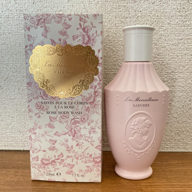 Les Merveilleuses LADUREE(レメルヴェイユーズラデュレ)のレ・メルヴェイユーズラデュレテ　ローズ　ボディウォッシュ コスメ/美容のボディケア(ボディソープ/石鹸)の商品写真