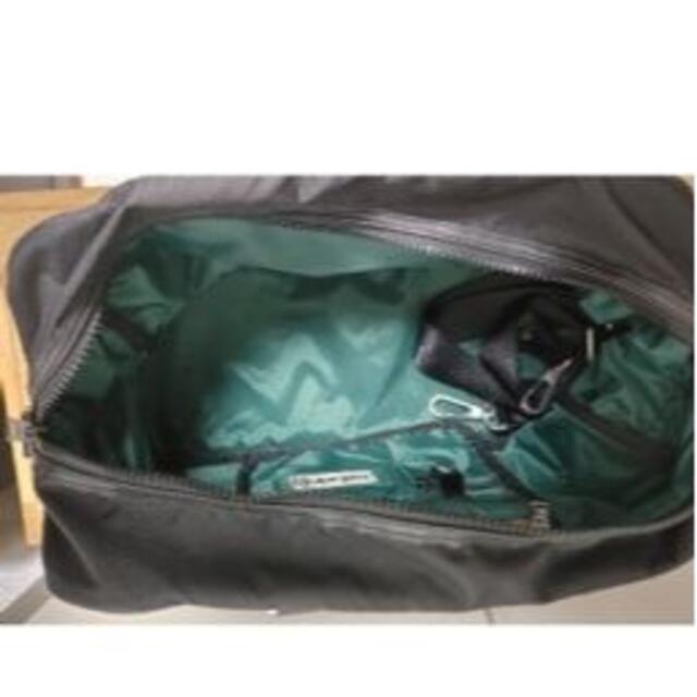 DIESEL(ディーゼル)の最終値下げ！ディーゼル DIESEL ショルダーバック　中古 メンズのバッグ(ショルダーバッグ)の商品写真