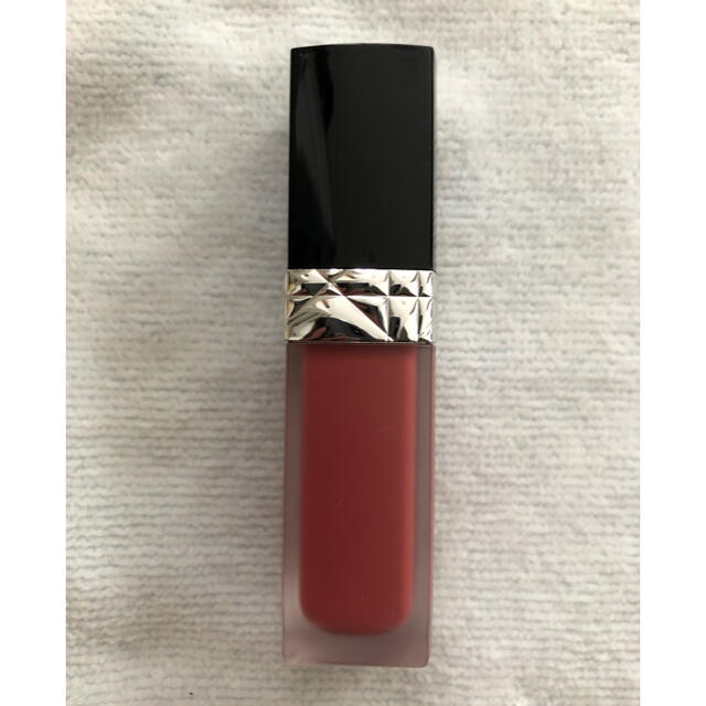 Dior(ディオール)のルージュ ディオール フォーエヴァーリキッド 558 コスメ/美容のベースメイク/化粧品(口紅)の商品写真