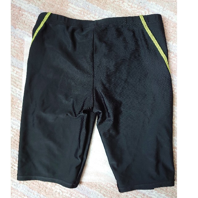 Reebok(リーボック)のキッズ　水着　海パン　140サイズ キッズ/ベビー/マタニティのキッズ服男の子用(90cm~)(水着)の商品写真