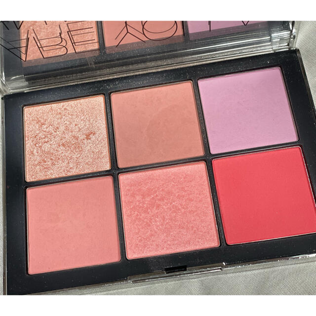 NARS(ナーズ)のNARS チークパレット コスメ/美容のベースメイク/化粧品(チーク)の商品写真