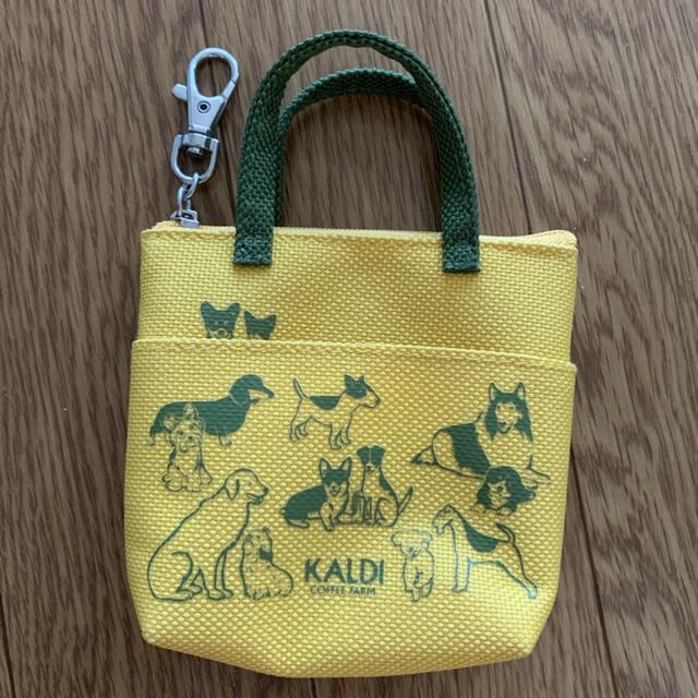 KALDI(カルディ)のいぬの日ミニポーチ レディースのファッション小物(ポーチ)の商品写真