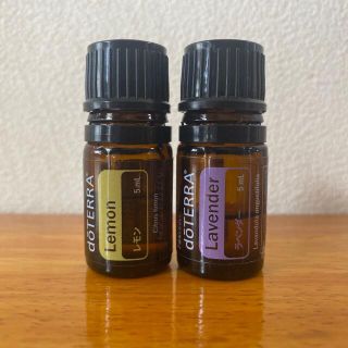 Doterra(ドテラ) アロマオイル　レモン、ラベンダー(エッセンシャルオイル（精油）)