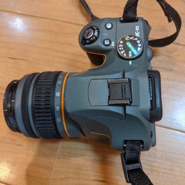 PENTAX(ペンタックス)のPENTAX　K-m  olive　【ジャンク扱い】 スマホ/家電/カメラのカメラ(デジタル一眼)の商品写真