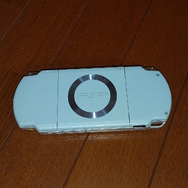 PSP(バッテリー無し)ジャンク品 エンタメ/ホビーのゲームソフト/ゲーム機本体(携帯用ゲーム機本体)の商品写真