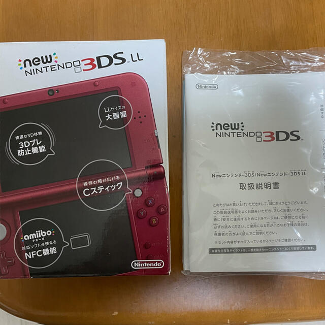 ニンテンドー3DS(ニンテンドー3DS)のNEW Nintendo 3DSLL 本体+ソフト1本付き エンタメ/ホビーのゲームソフト/ゲーム機本体(携帯用ゲーム機本体)の商品写真