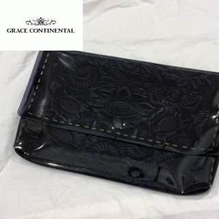 新品低価 GRACE カービングトライブス クラッチバッグ 黒の通販 by
