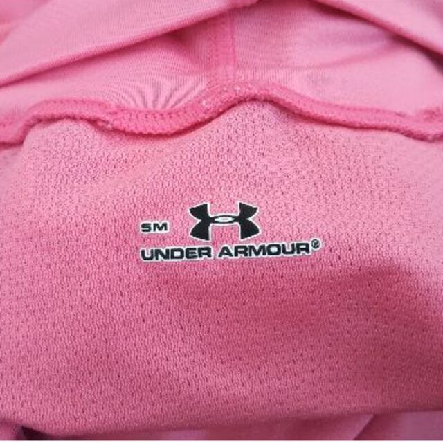 UNDER ARMOUR(アンダーアーマー)の【りんごさま専用】アンダーアーマー アンダーシャツ レディースの下着/アンダーウェア(アンダーシャツ/防寒インナー)の商品写真