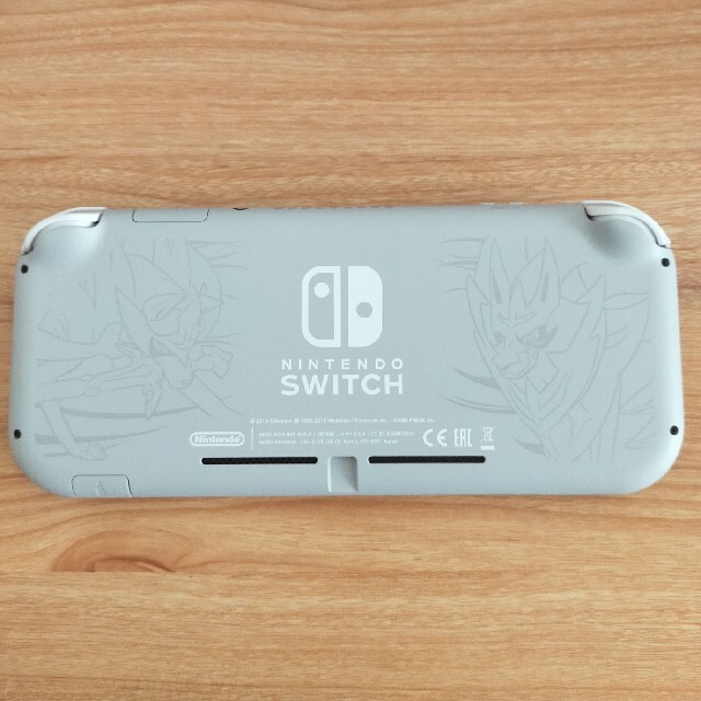 Nintendo Switch Lite ザシアン・ザマゼンタ 2