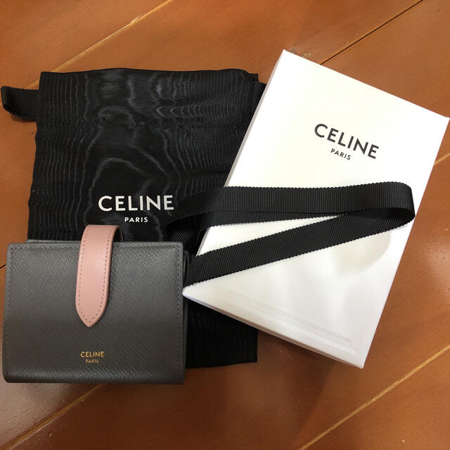 celine(セリーヌ)のCELINE 財布　※新品未使用 レディースのファッション小物(財布)の商品写真