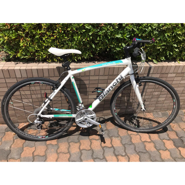 Bianchi(ビアンキ)のレ様専用　ビアンキ  クロス　カメレオンテ2 ホワイトチェレステ スポーツ/アウトドアの自転車(自転車本体)の商品写真