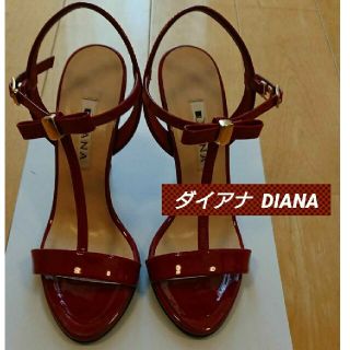 ダイアナ(DIANA)の新品 未使用 ⚫ダイアナ  DIANA⚫赤 サンダル   22㎝ (日本製)(サンダル)